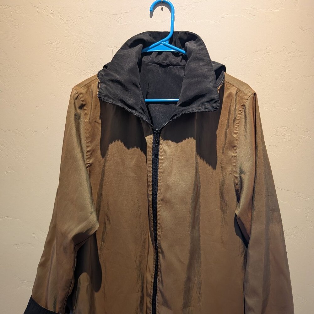 Magellan's Women's Reversible Dressy Raincoat EUC Black/Gold